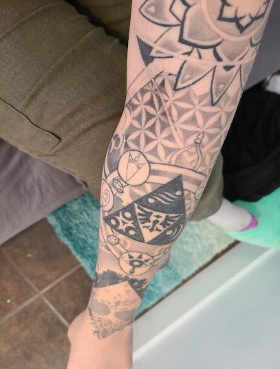 Brian’s Tattoo Studio
