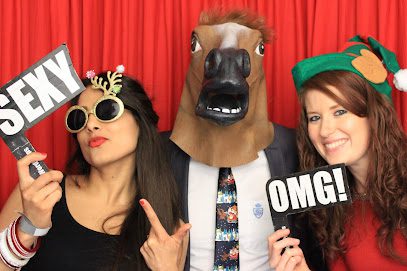 Showtime Photo Booth – Photo Booth Hire London
