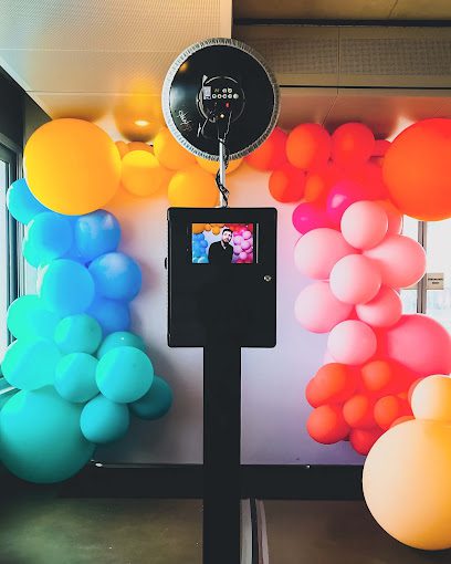 Fresh Booths – Photo Booth Hire